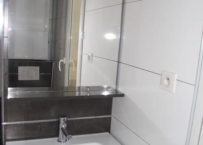 Bastille Vandrarhem Paris