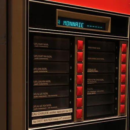Bastille Hostel
